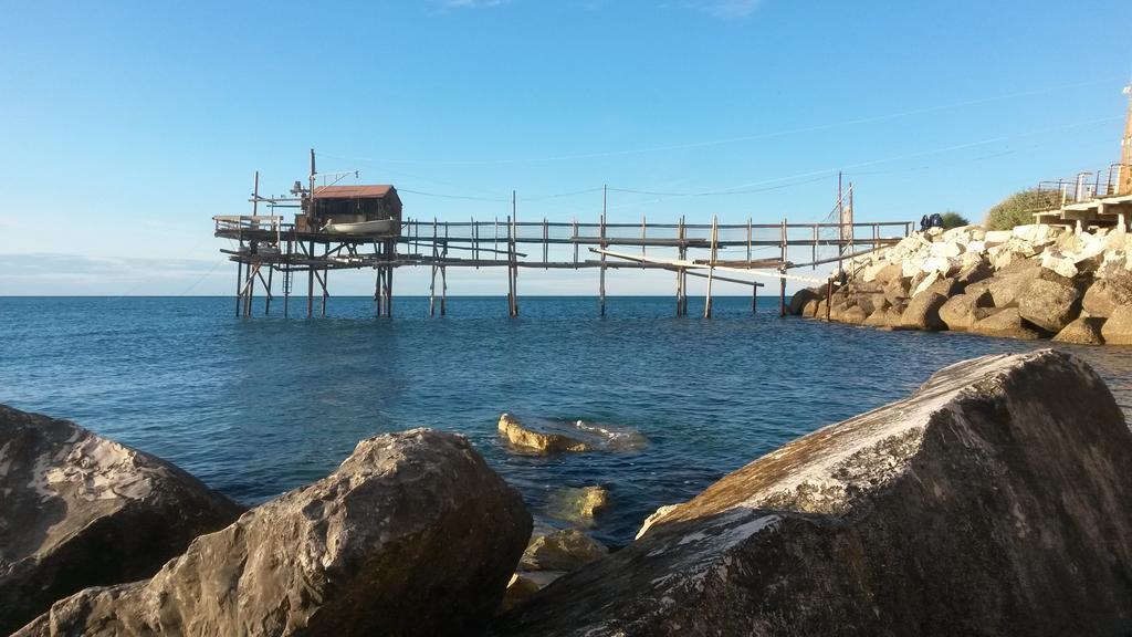 Rosemary Charming Rooms Termoli Bagian luar foto