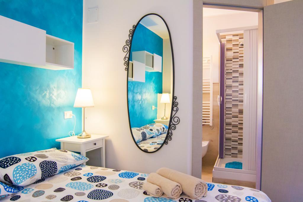 Rosemary Charming Rooms Termoli Bagian luar foto