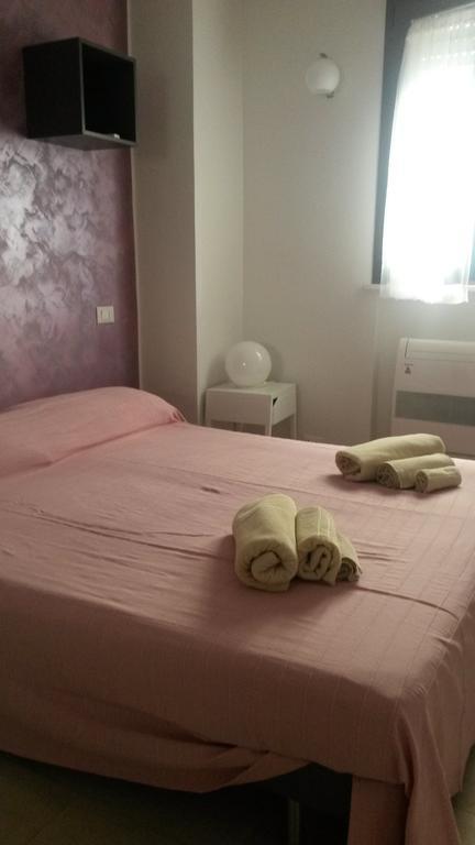 Rosemary Charming Rooms Termoli Bagian luar foto
